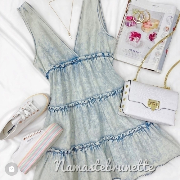 Nwt Light Wash Sleeveless Boho Babydoll Tiered Denim Mini Dress - Picture 16 of 17